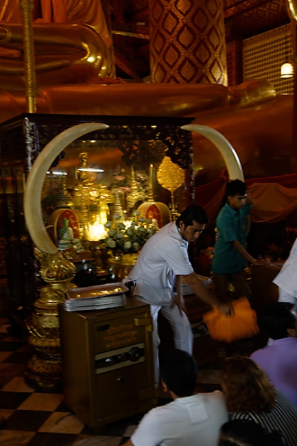 Wat Phanan Choeng-091